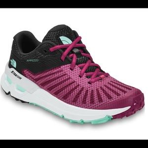NWT THE NORTH FACE Women's Ampezzo Trail Running Shoes Sz 8.5